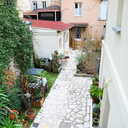 Eiffel Tour - Cosy Daisy *