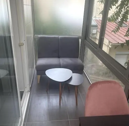Eiffel Tour - Cosy Daisy Apartman Párizs