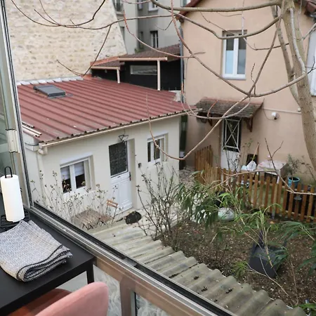 Eiffel Tour - Cosy Daisy Paris